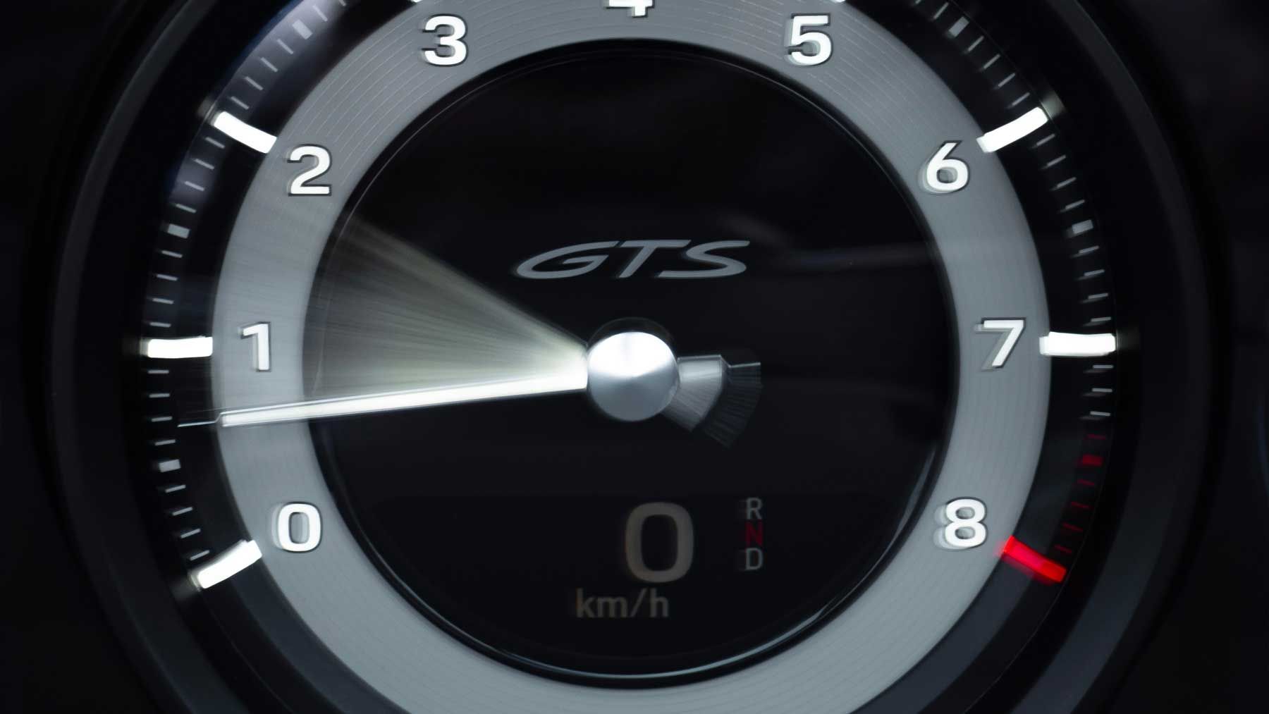 Porsche GTS rev counter